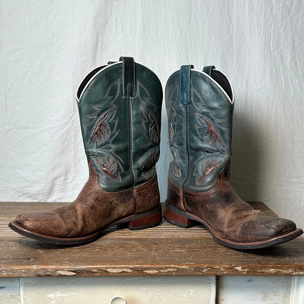Laredo Brown and Green Western Boots - Picture 3 of 5